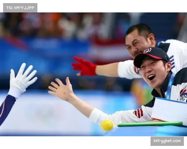 知名教练因涉嫌对队员精神虐待遭协会调查，已被暂时停职